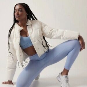 ✨LAST CHANCE ✨Athleta Transcend 7/8 Tights in Heron Blue